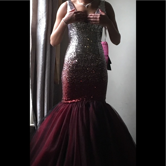 Formal dress/Prom - Picture 2 of 3